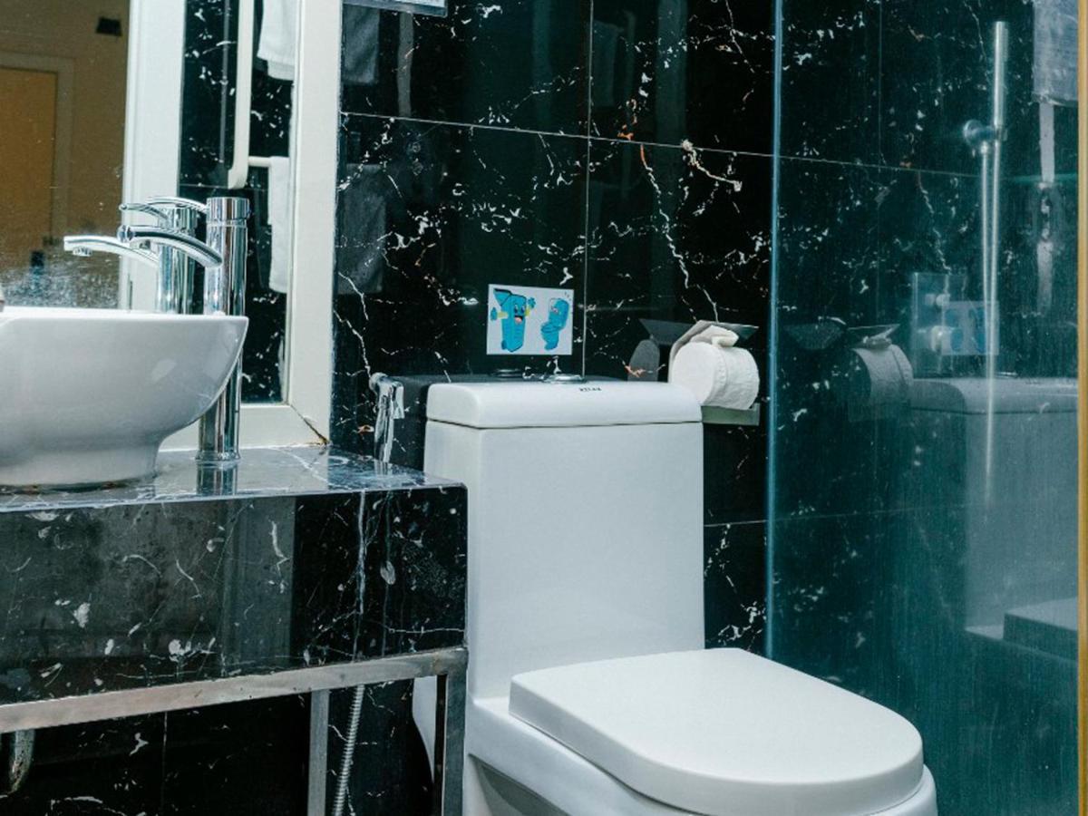Co Xanh Hotel Дананг Экстерьер фото