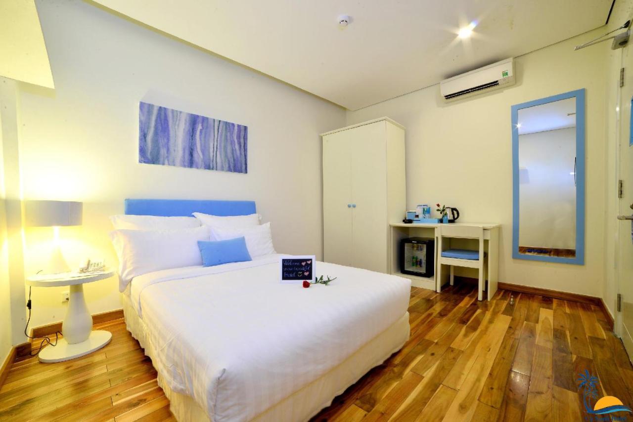 Co Xanh Hotel Дананг Экстерьер фото