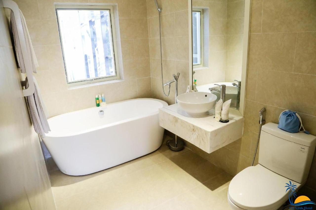 Co Xanh Hotel Дананг Экстерьер фото